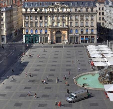 Beautiful 3Br Apt In Lyon Center Buitenkant foto
